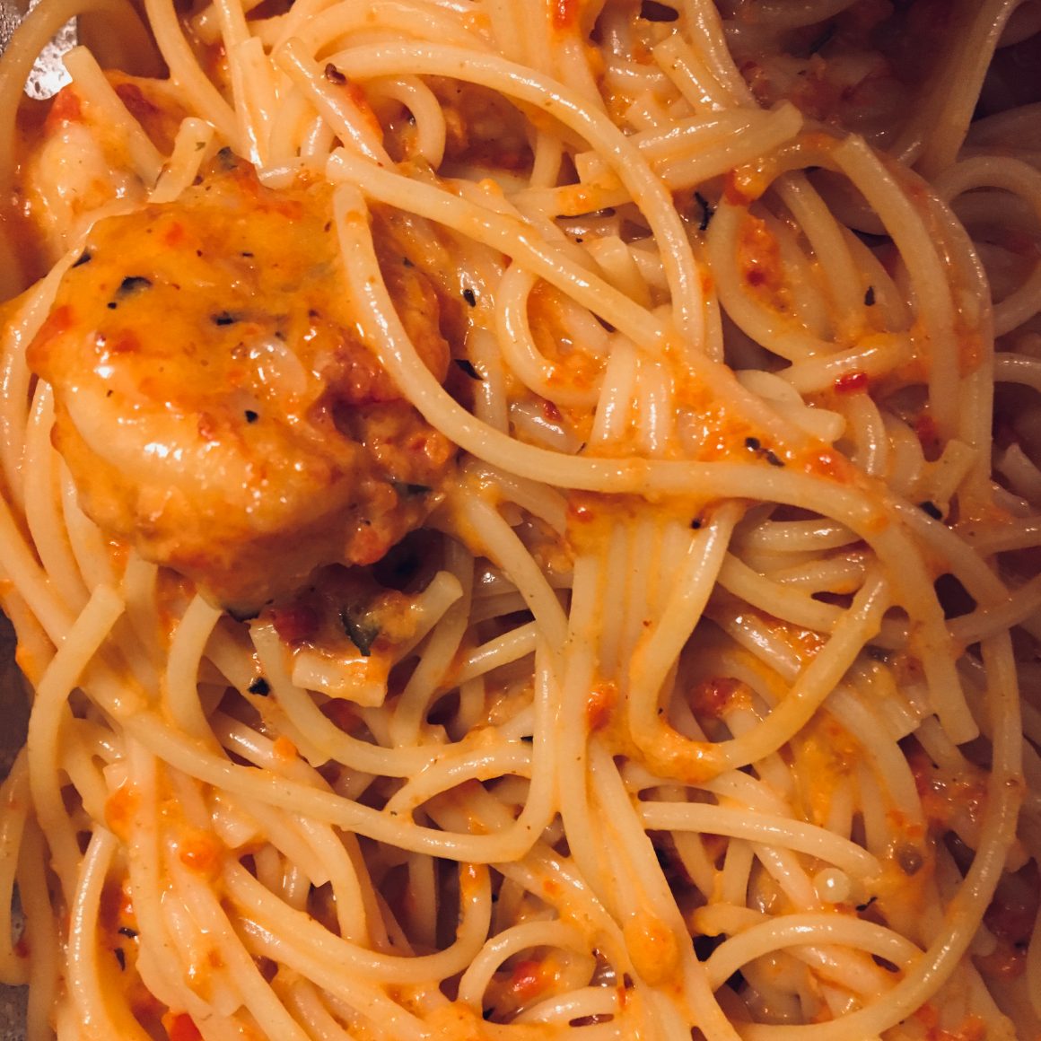 Shrimp Pasta with Roasted Red Pepper Sauce | I Forgot Salt!